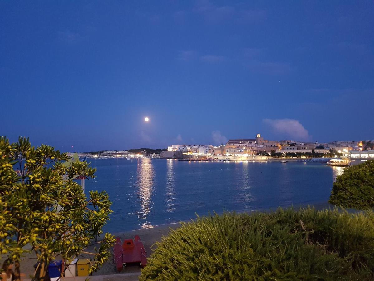 Вилла Torre Dell'Orso Centro - Villino Vista Mare Con Ampio Giardino Экстерьер фото